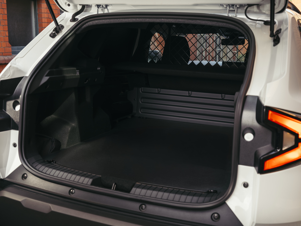 Dacia Duster Cargo - vista frontale