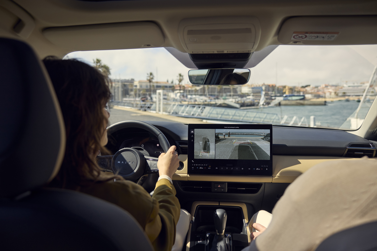 Mazda CX-5 sulla strada