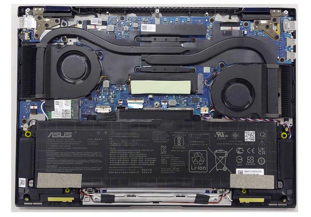 Recensione ASUS Zenbook 14 Flip OLED (UP5401E): potente Ultrabook Transformer con schermo OLED-17