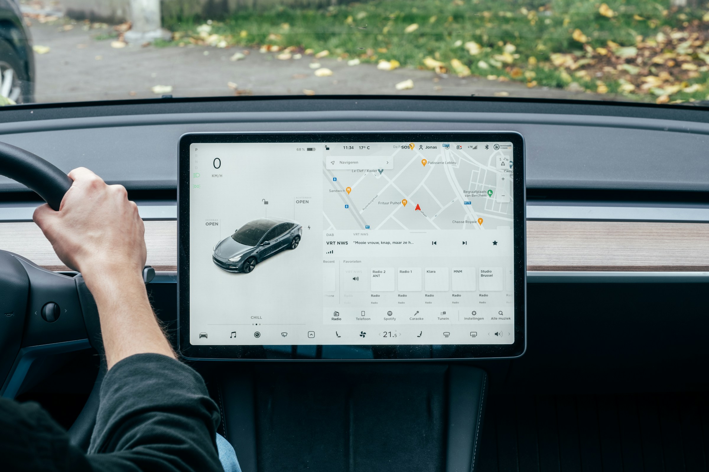 Elon Musk chiede una dimostrazione del sistema FSD per tutti gli acquirenti di Tesla in Nord America Elon Musk chiede una dimostrazione del sistema FSD per tutti gli acquirenti di Tesla in Nord America
