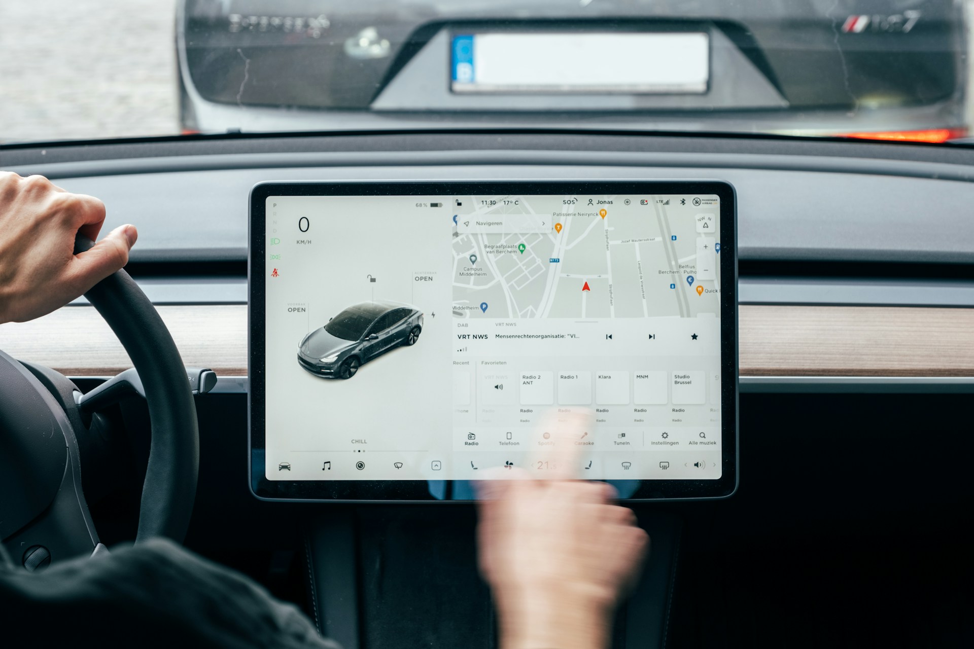 L'NHTSA ha incolpato l'autopilota di Tesla di centinaia di incidenti e di decine di decessi L'NHTSA ha incolpato l'autopilota di Tesla di centinaia di incidenti e di decine di decessi