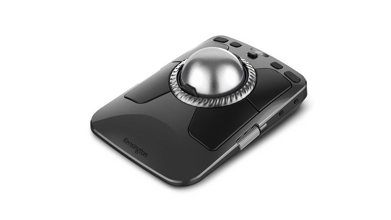 Trackball Expert Mouse TB800 in funzione Trackball Expert Mouse TB800 in funzione