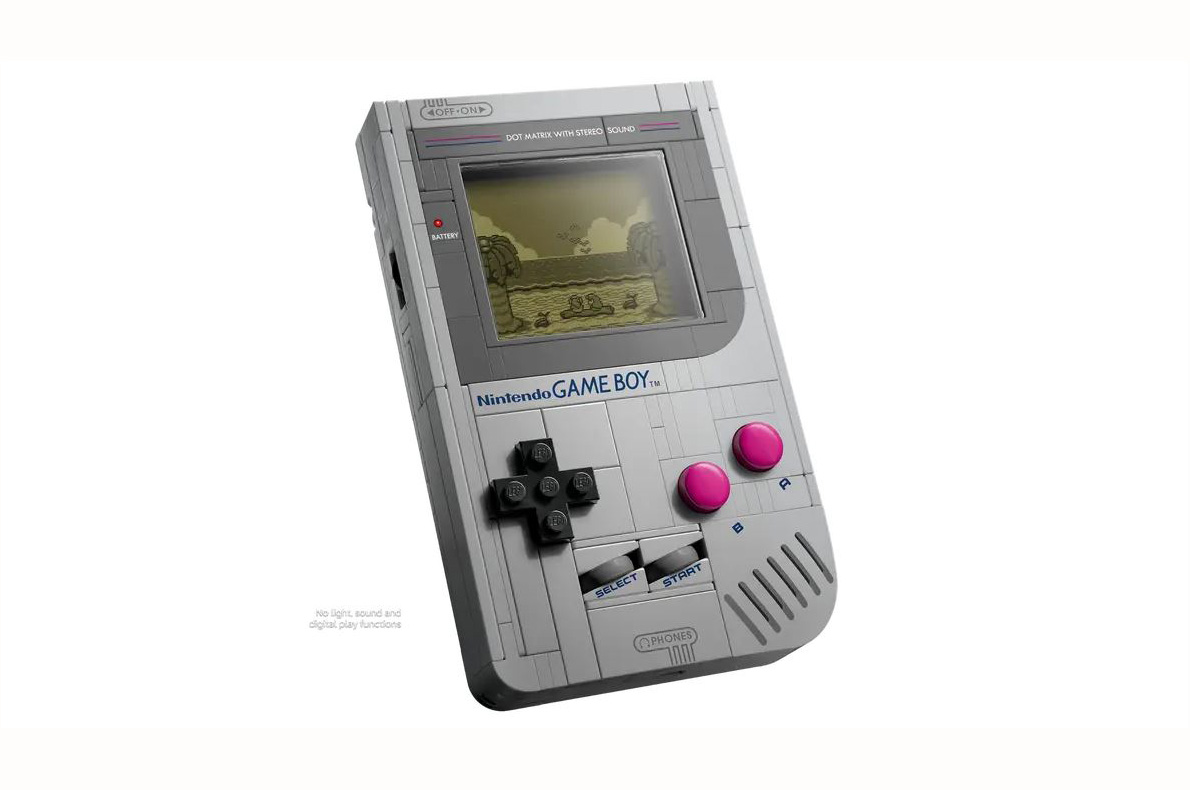 LEGO Game Boy con cartuccia di Super Mario Land LEGO Game Boy con cartuccia di Super Mario Land