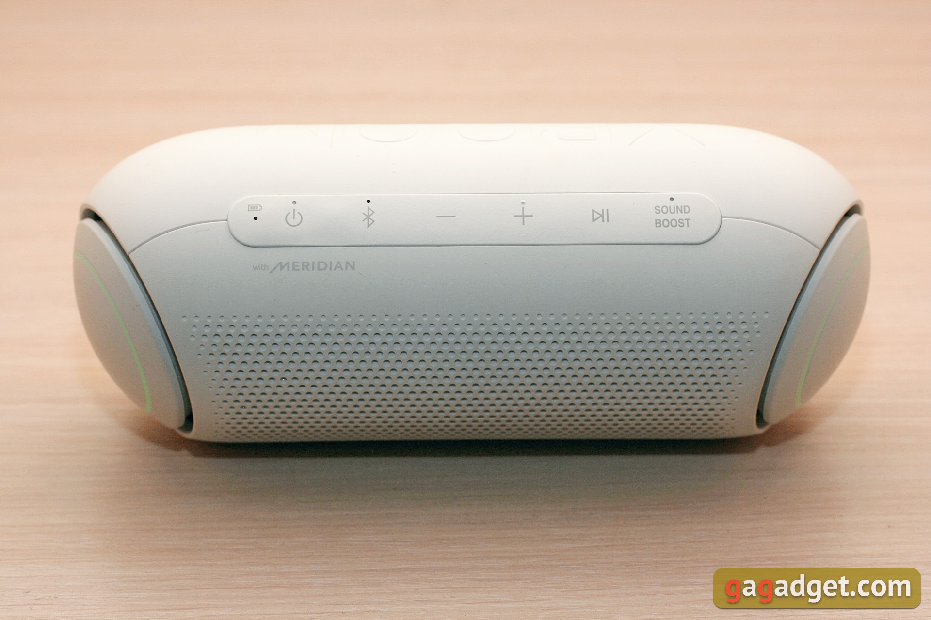 Panoramica della gamma di altoparlanti Bluetooth LG XBOOM Go: il magico pulsante "Sound Boost-25 Panoramica della gamma di altoparlanti Bluetooth LG XBOOM Go: il magico pulsante "Sound Boost-25