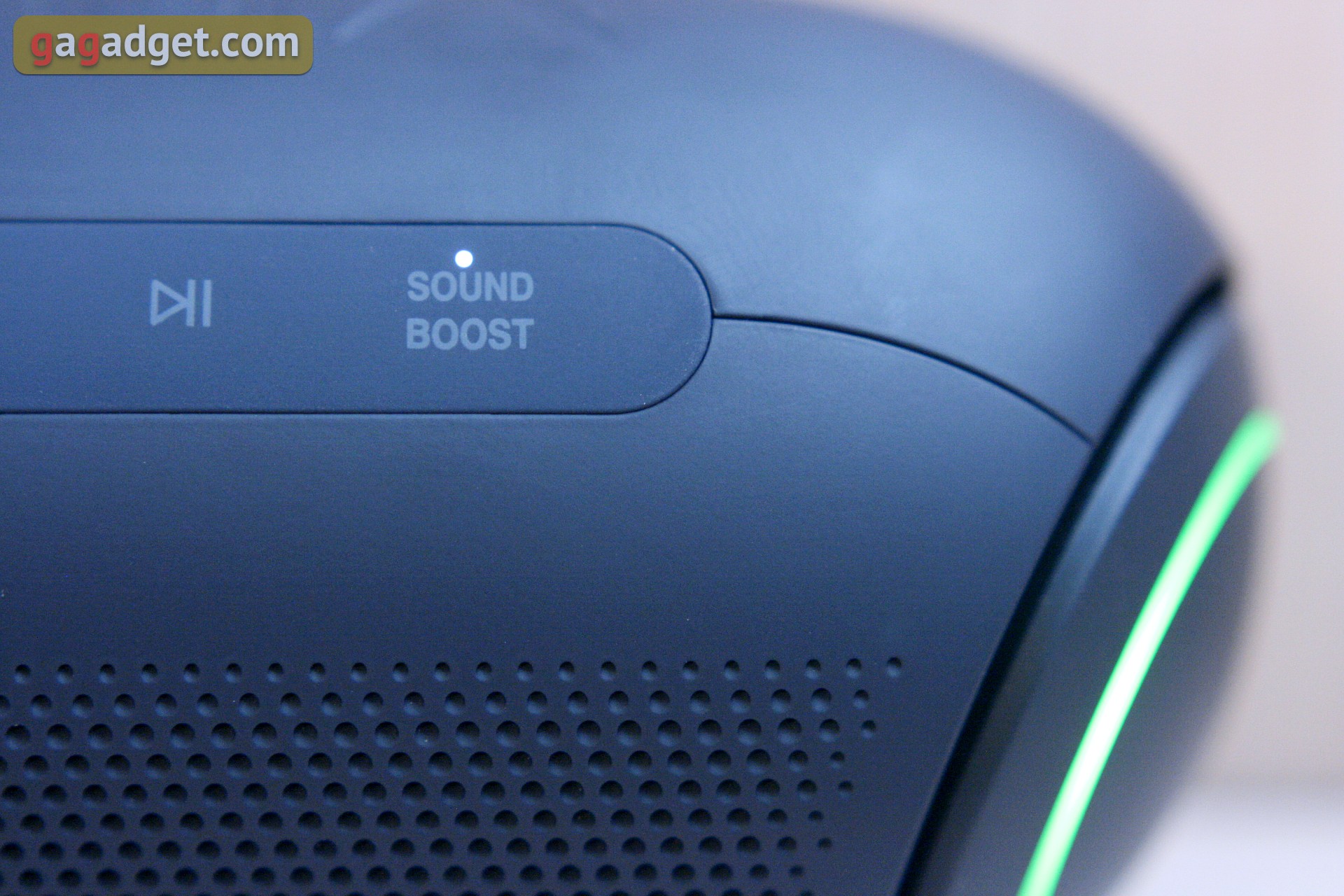 Panoramica della gamma di altoparlanti Bluetooth LG XBOOM Go: il magico pulsante "Sound Boost-50 Panoramica della gamma di altoparlanti Bluetooth LG XBOOM Go: il magico pulsante "Sound Boost-50