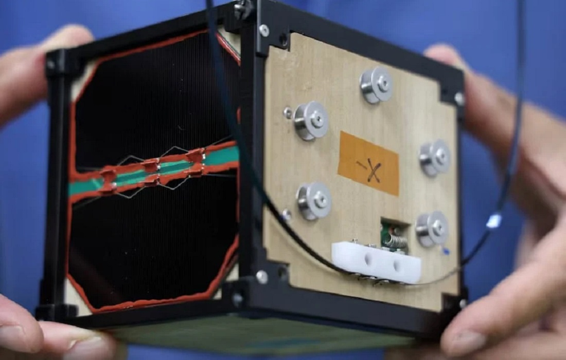 I giapponesi hanno mandato nello spazio un satellite LignoSat in legno I giapponesi hanno mandato nello spazio un satellite LignoSat in legno