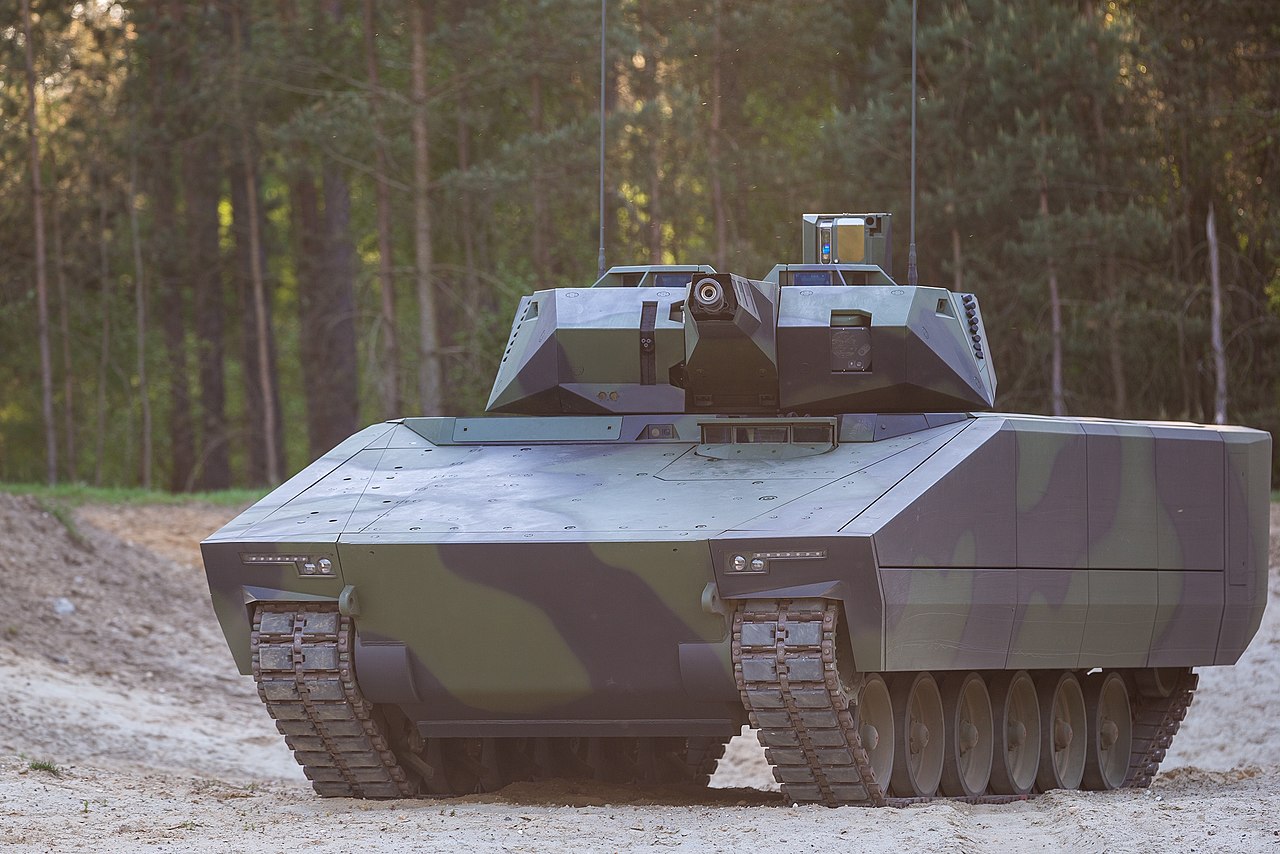 Illustrazione del veicolo da combattimento di fanteria Lynx da Wikipedia