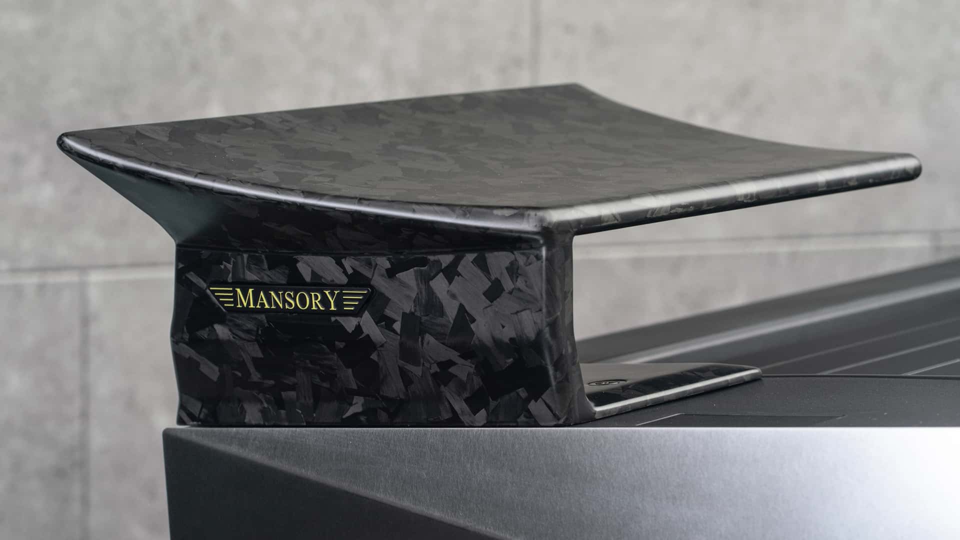 Mansory Allungamento ruota Tesla Cybertruck Mansory Allungamento ruota Tesla Cybertruck