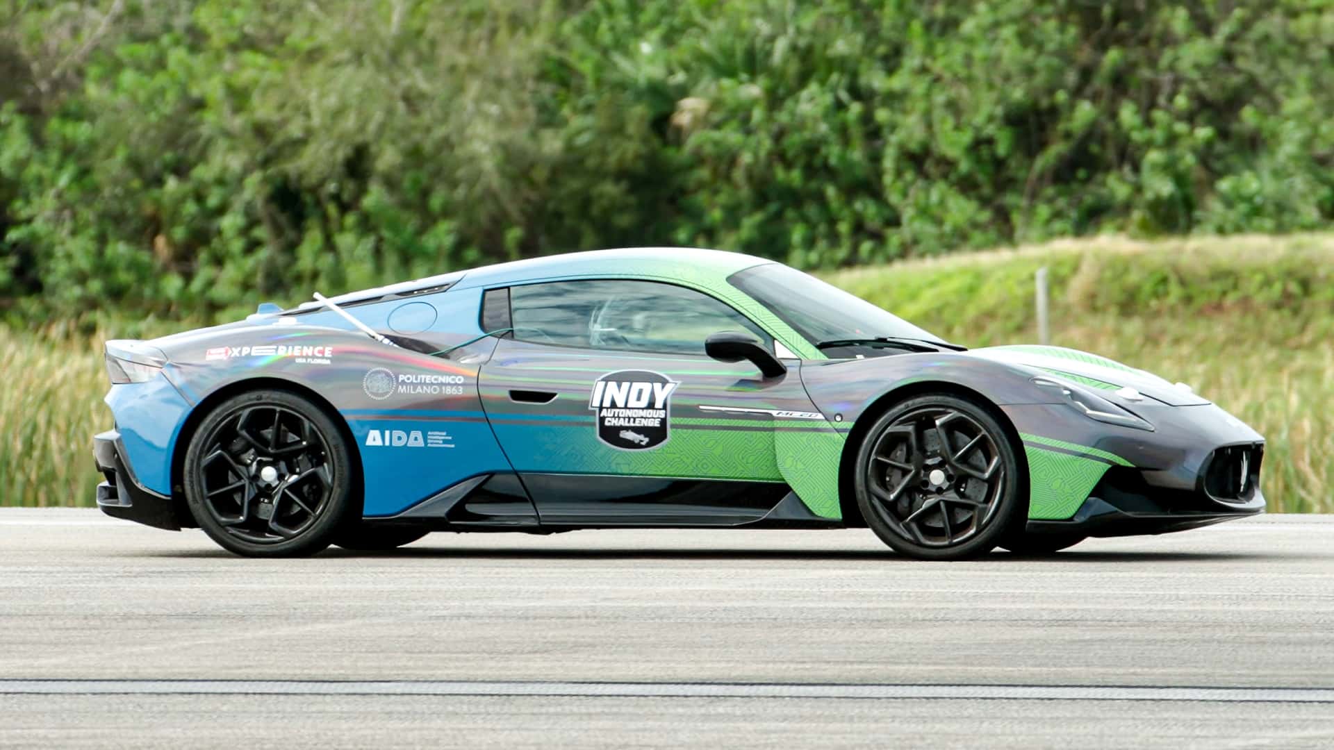 Maserati MC20 in pista