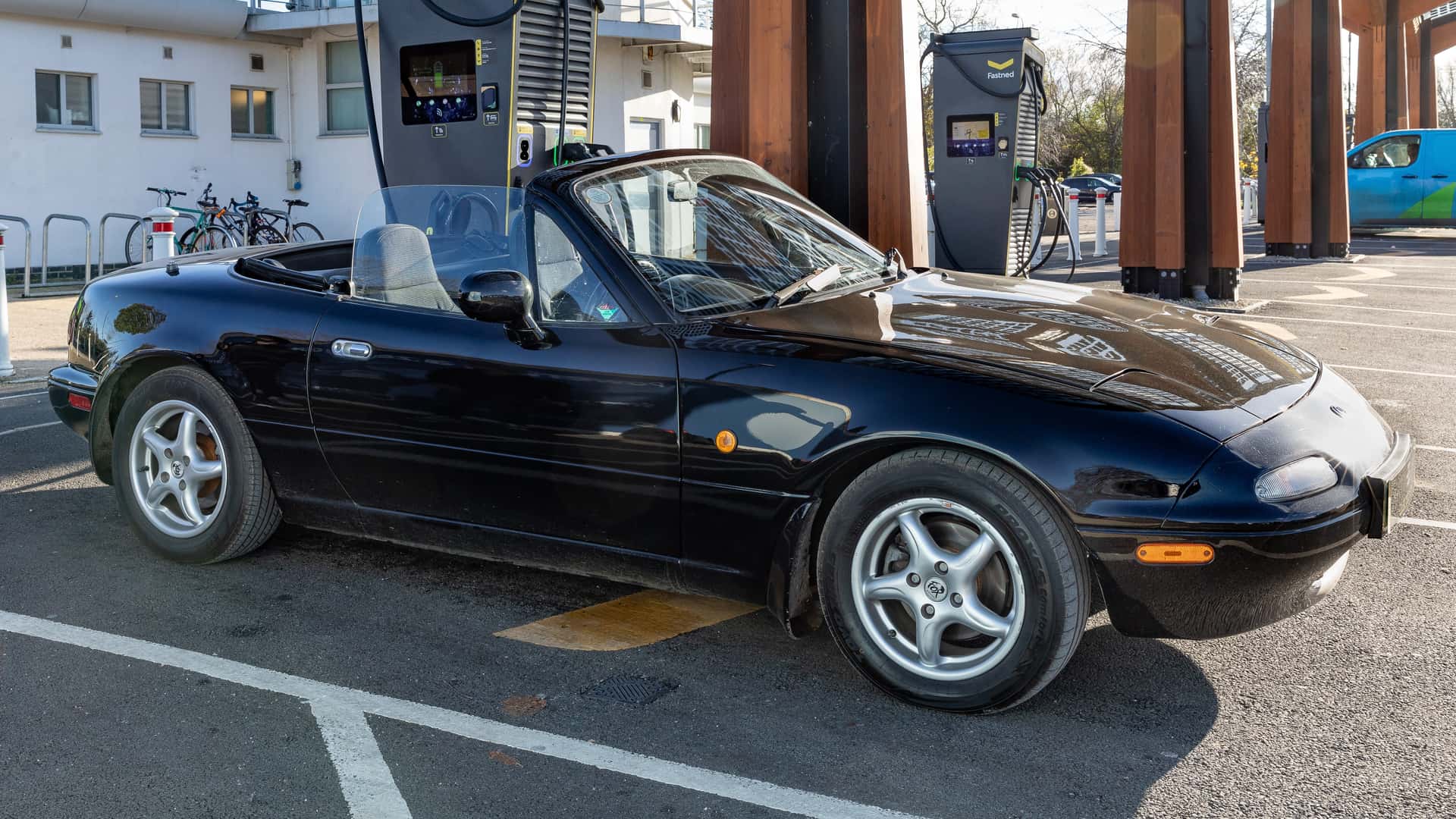 Mazda MX-5 NA elettrificata - vista 1