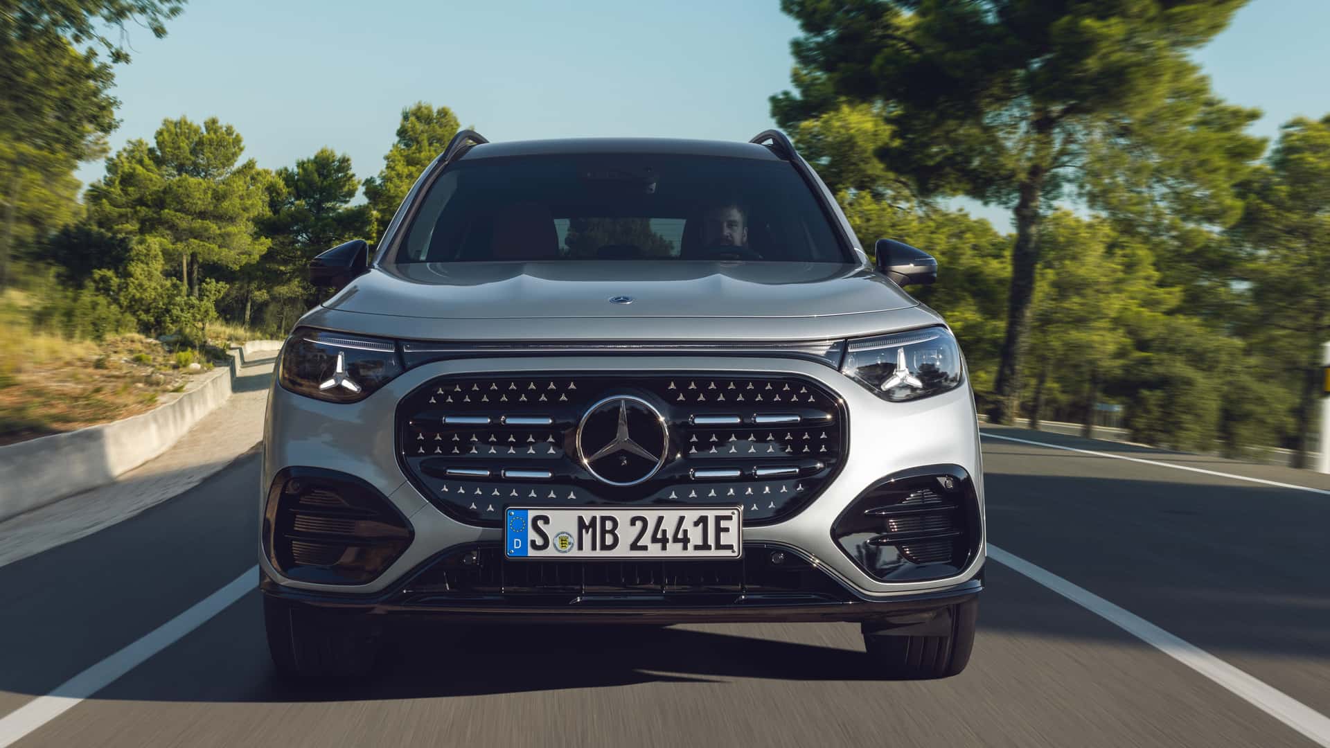 Nuova Mercedes-Benz GLB 2026 - Vista posteriore