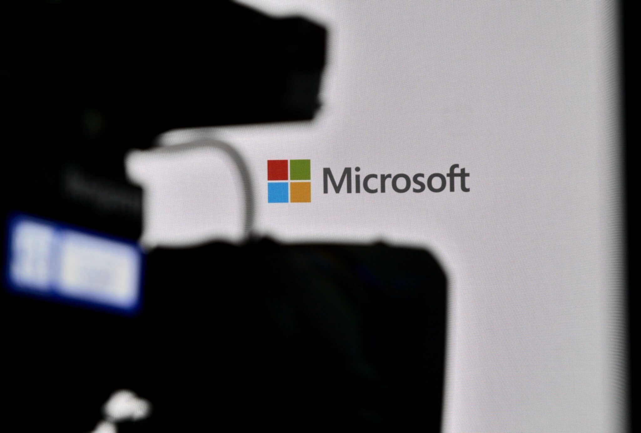Microsoft ha cercato di mettere a tacere la vulnerabilità in DALL-E, ha dichiarato un funzionario dell'azienda. Microsoft ha cercato di mettere a tacere la vulnerabilità in DALL-E, ha dichiarato un funzionario dell'azienda.
