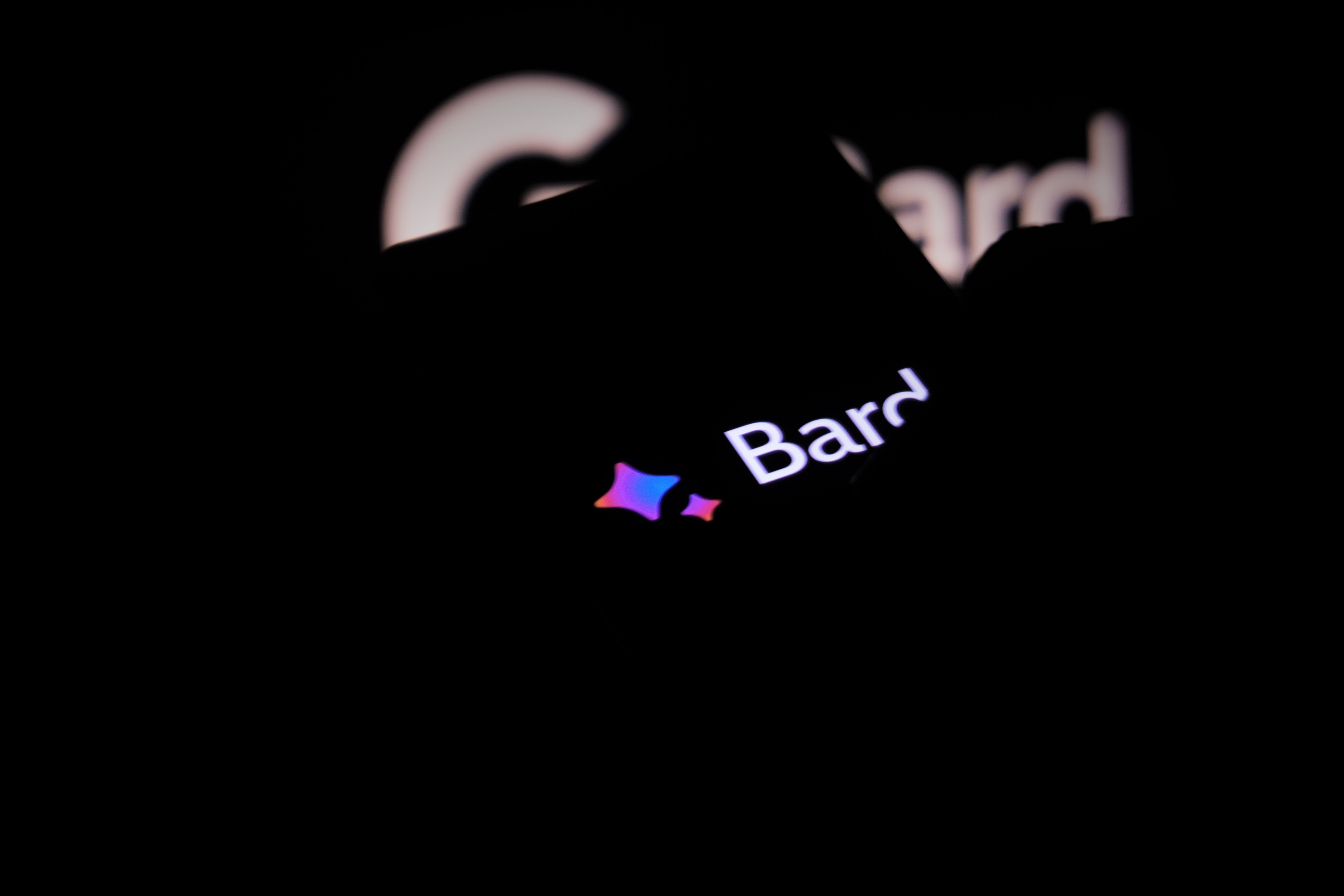 Google sta sviluppando una versione a pagamento di Bard con funzioni migliorate Google sta sviluppando una versione a pagamento di Bard con funzioni migliorate