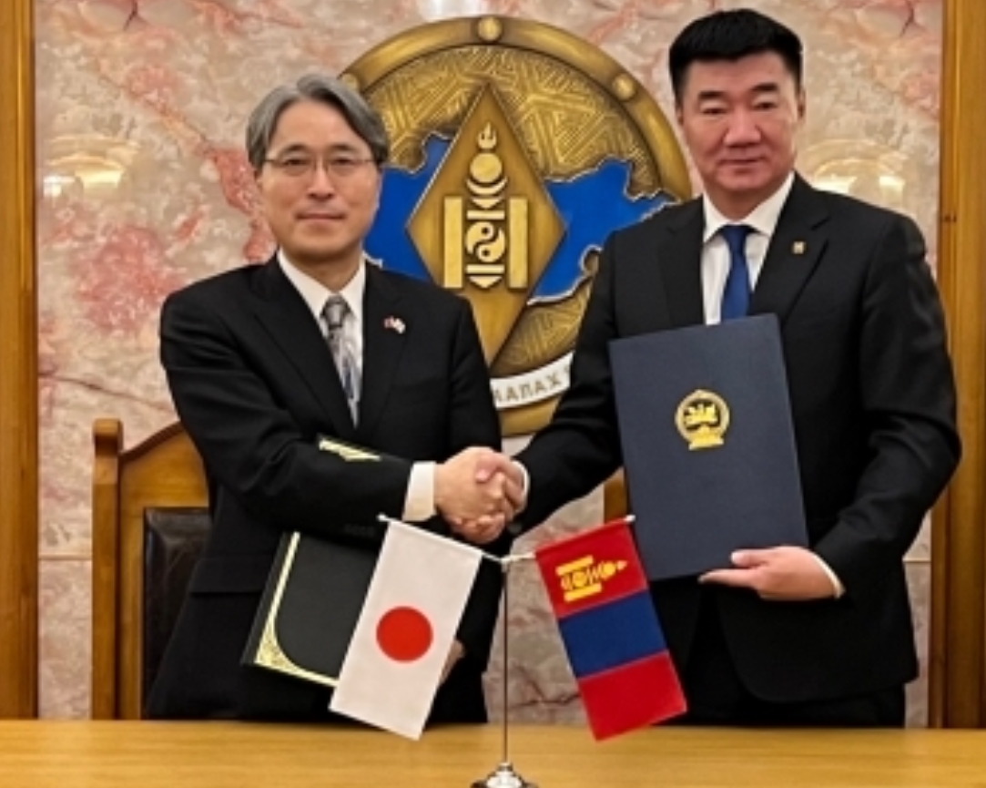 Firma di un accordo tra Giappone e Mongolia