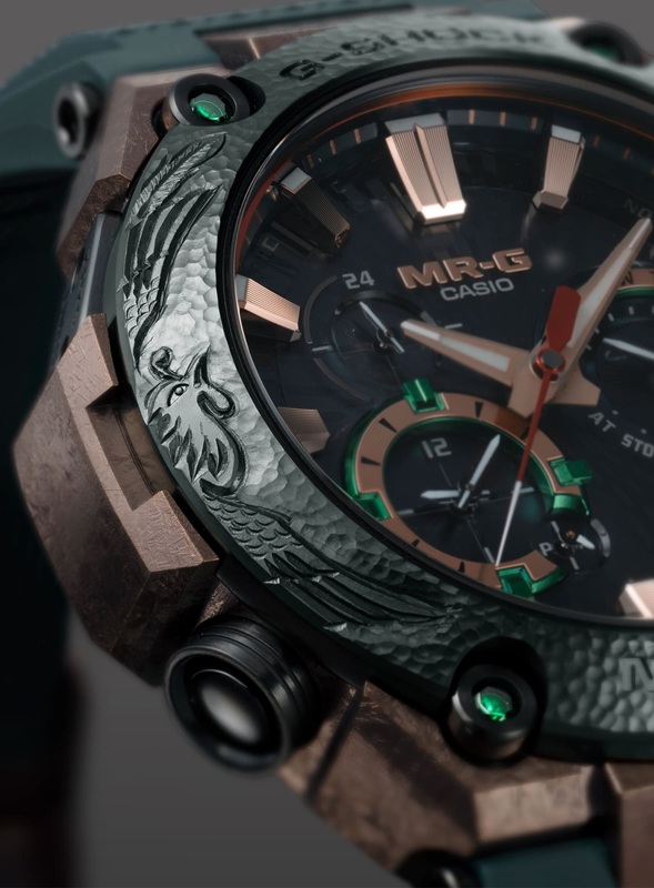 Foto dell'orologio MRG-B2000KT-3A dal lato del quadrante