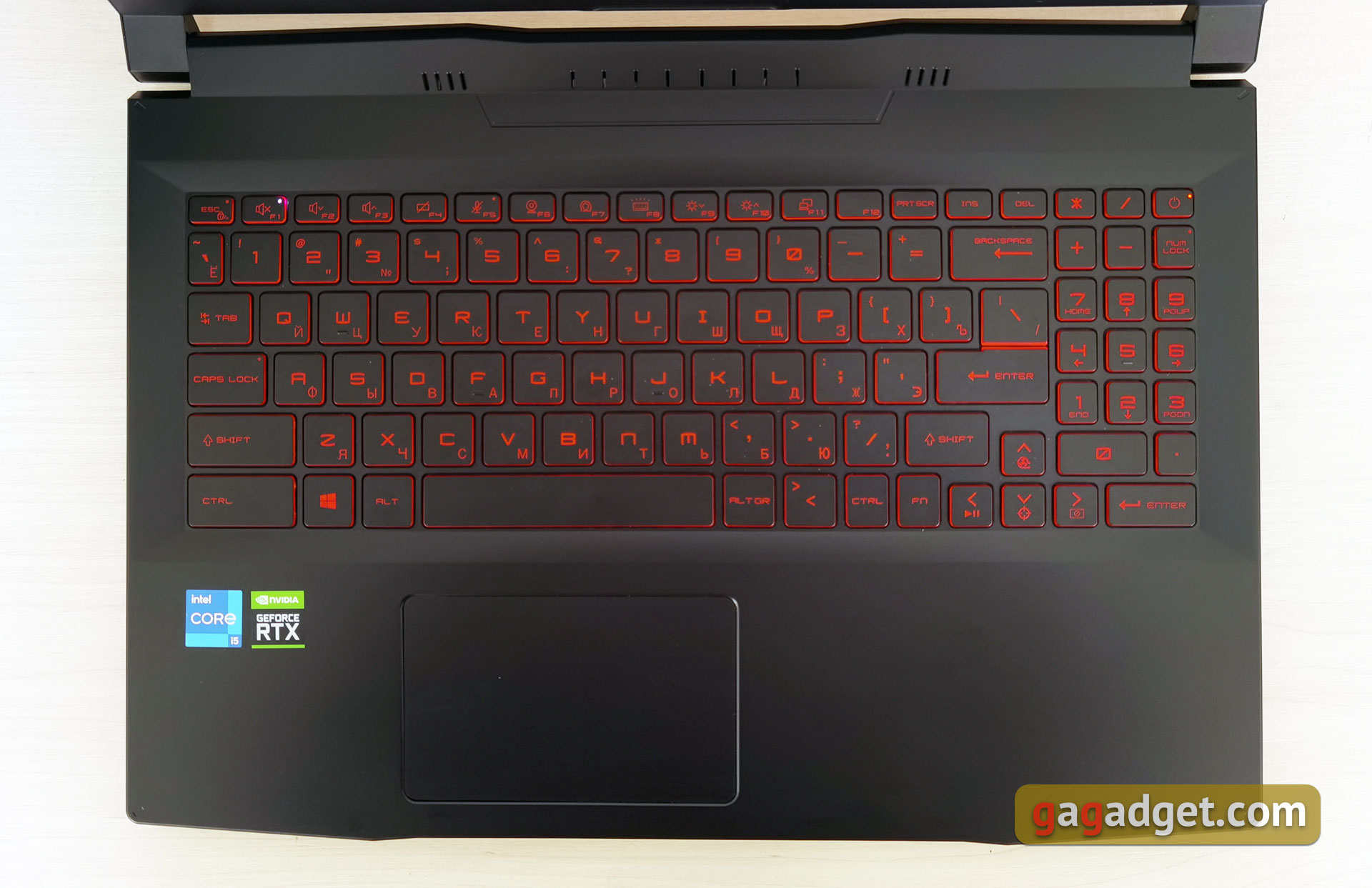 Recensione MSI Katana GF66 11UD: un'arma pratica per un samurai virtuale-20 Recensione MSI Katana GF66 11UD: un'arma pratica per un samurai virtuale-20