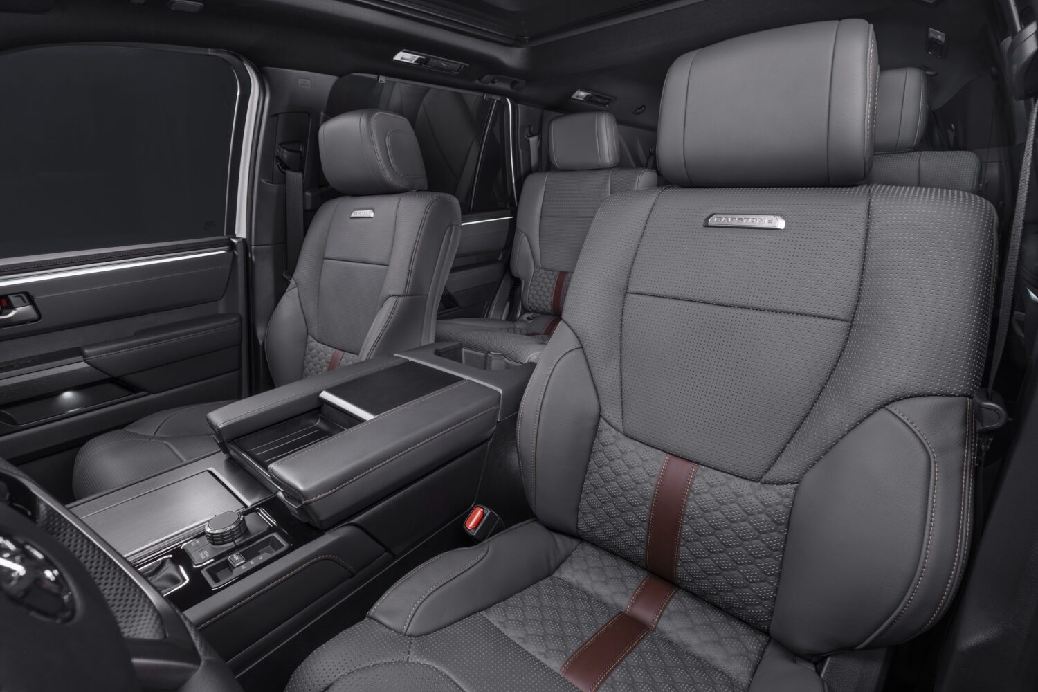 Toyota Sequoia 2026 Capstone Interno Foto 3 Toyota Sequoia 2026 Capstone Interno Foto 3