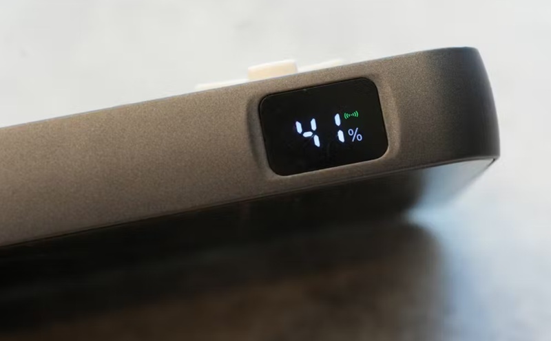 Mobile BOY in argento