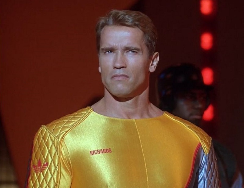È stata rivelata la data della prima del nuovo adattamento cinematografico dell'iconico racconto di Stephen King "The Running Man".-2 È stata rivelata la data della prima del nuovo adattamento cinematografico dell'iconico racconto di Stephen King "The Running Man".-2