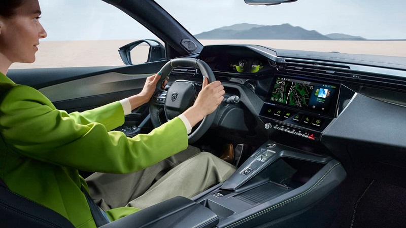 Peugeot sta lavorando a Hypersquare, un volante per auto di nuova generazione con touchpad e funzionalità aggiuntive-2 Peugeot sta lavorando a Hypersquare, un volante per auto di nuova generazione con touchpad e funzionalità aggiuntive-2