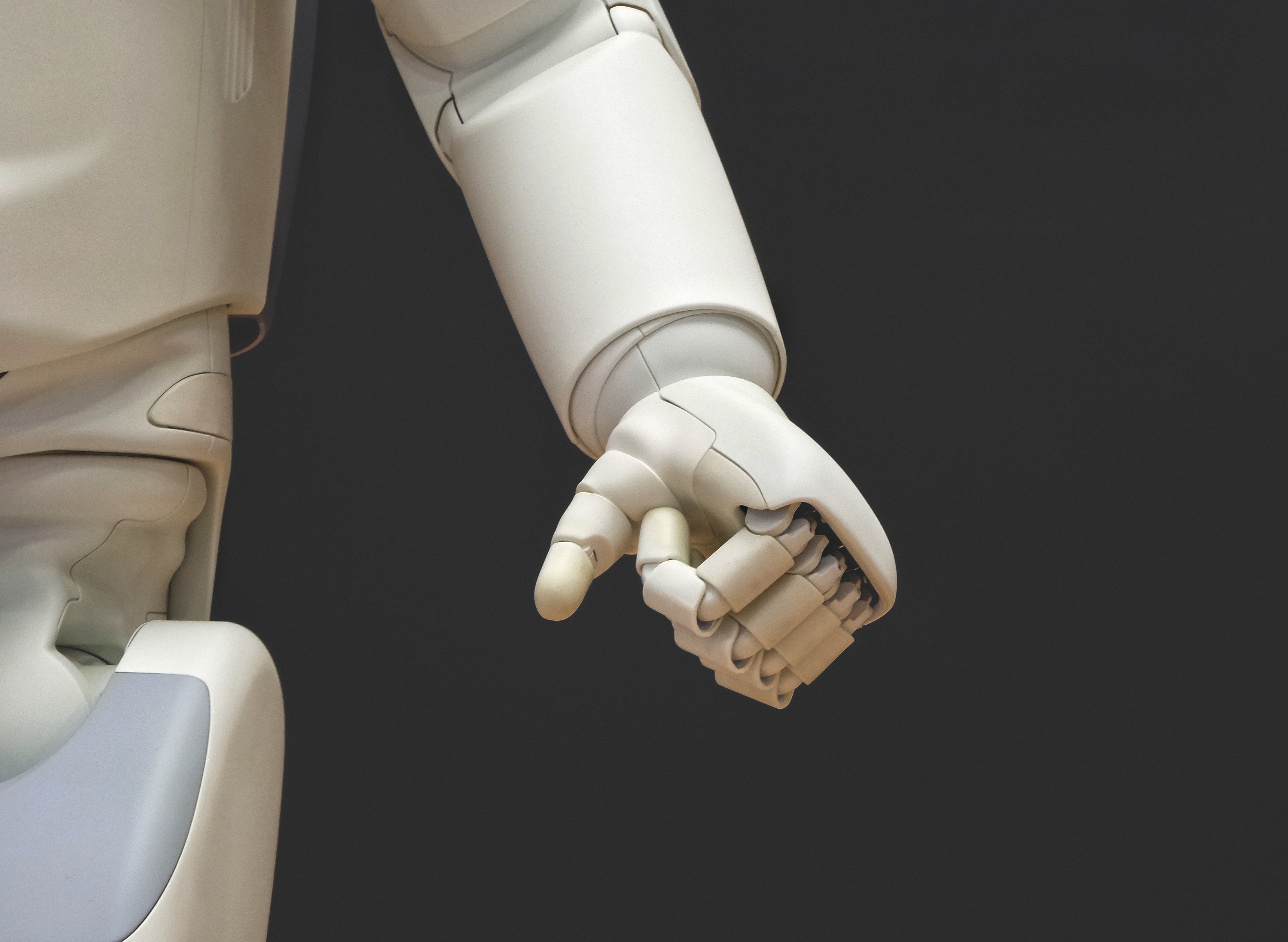 Gli scienziati hanno stimato una probabilità del 5% che l'intelligenza artificiale sfugga al controllo e distrugga l'umanità