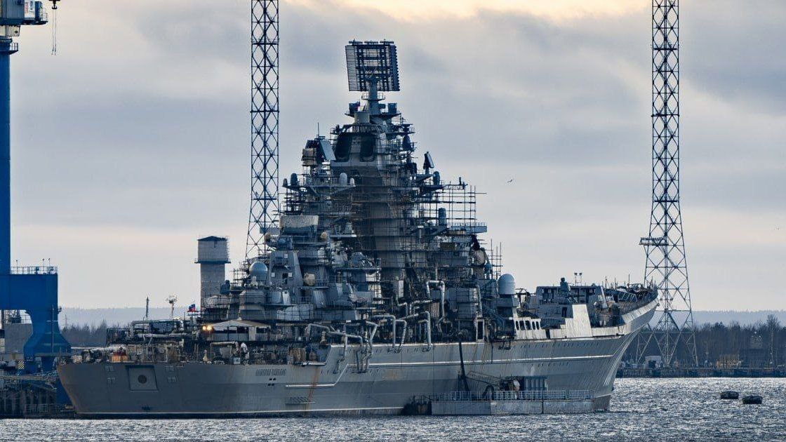L'incrociatore a propulsione nucleare Admiral Nakhimov in fase di ammodernamento L'incrociatore a propulsione nucleare Admiral Nakhimov in fase di ammodernamento