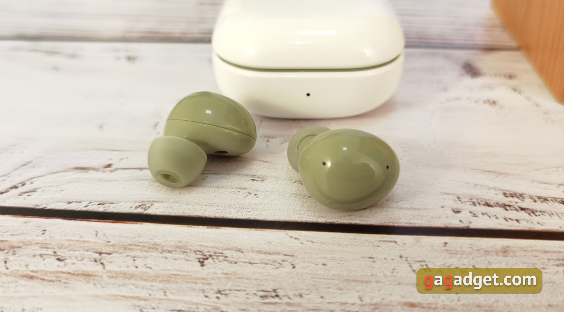 Samsung Galaxy Buds2 recensione: cuffie in miniatura TWS con cancellazione attiva del rumore-5