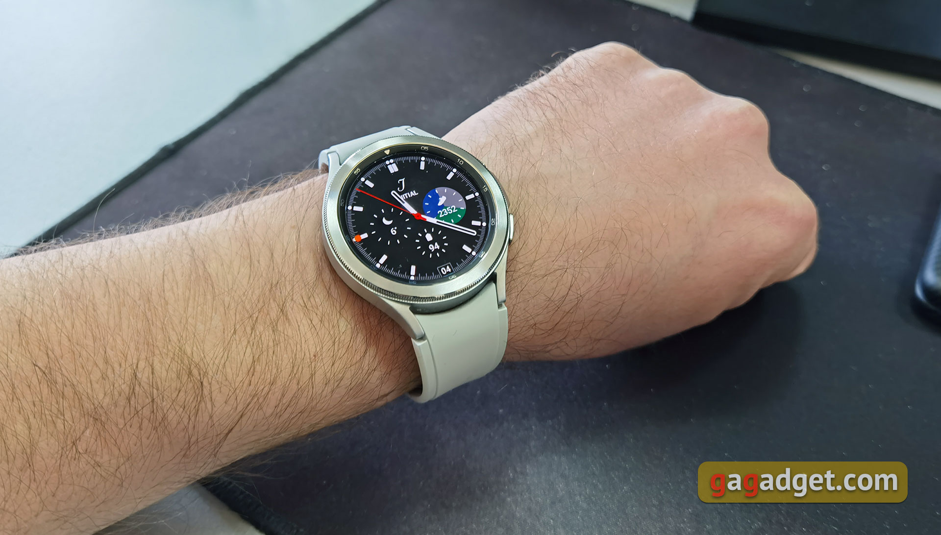 Recensione del Samsung Galaxy Watch4 Classic: finalmente con Google Pay!-5 Recensione del Samsung Galaxy Watch4 Classic: finalmente con Google Pay!-5