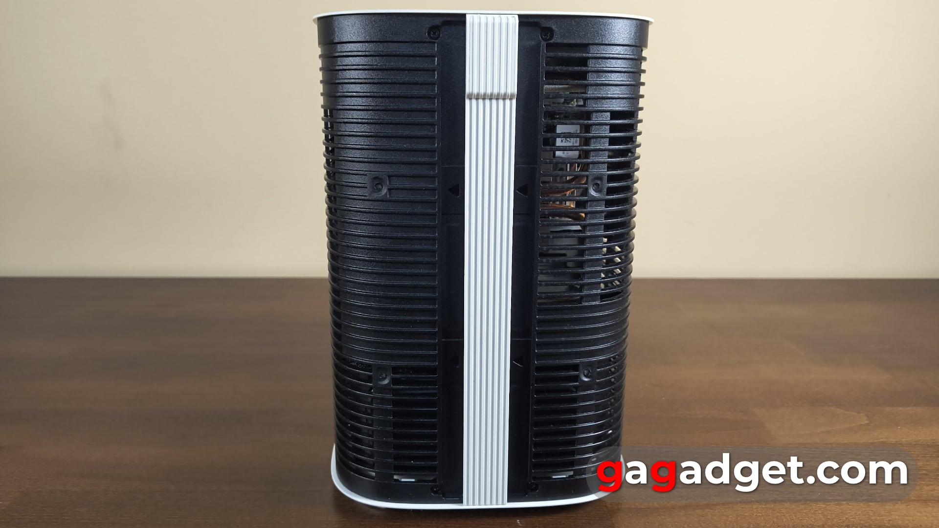 Ora la vostra scrivania è sensibile al tocco: recensione del proiettore laser interattivo Samsung The Premiere 5-22
