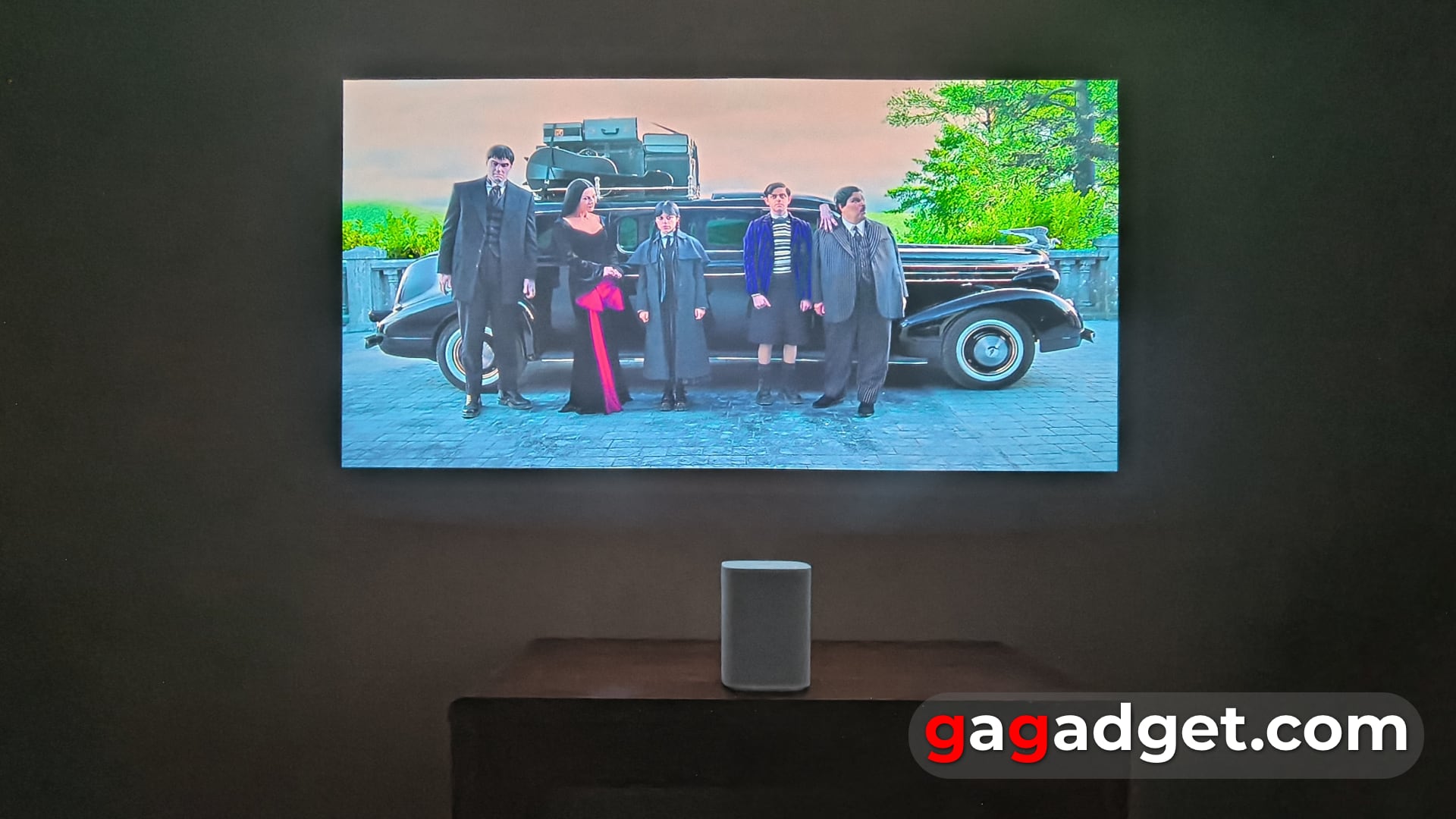 Ora la vostra scrivania è sensibile al tocco: recensione del proiettore laser interattivo Samsung The Premiere 5-47