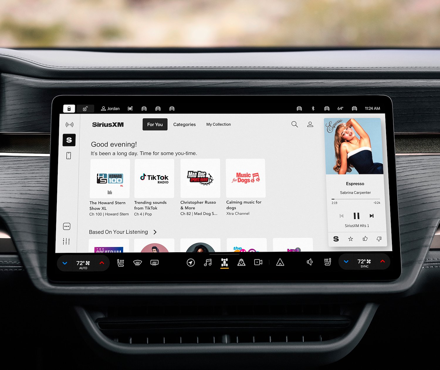 Applicazione SiriusXM sullo schermo del veicolo Rivian