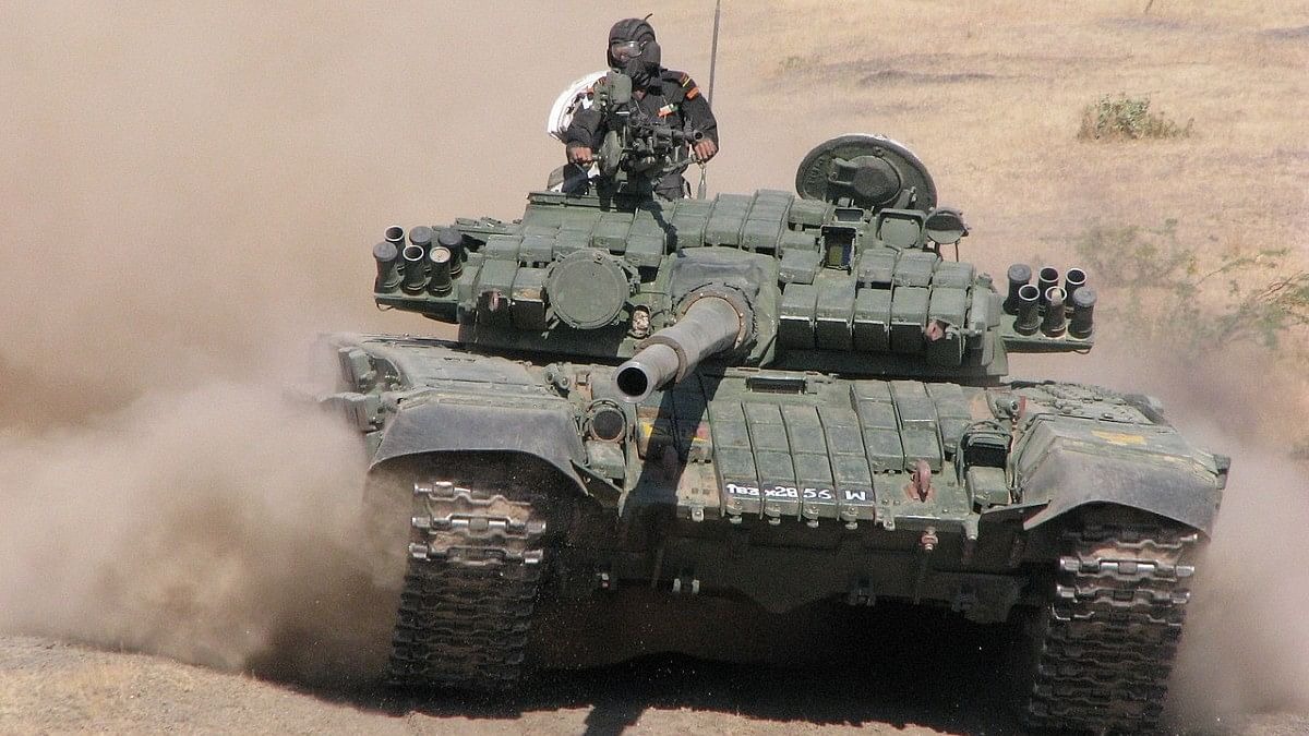 Illustrazione: Ministero della Difesa indiano Carro armato indiano T-72M1