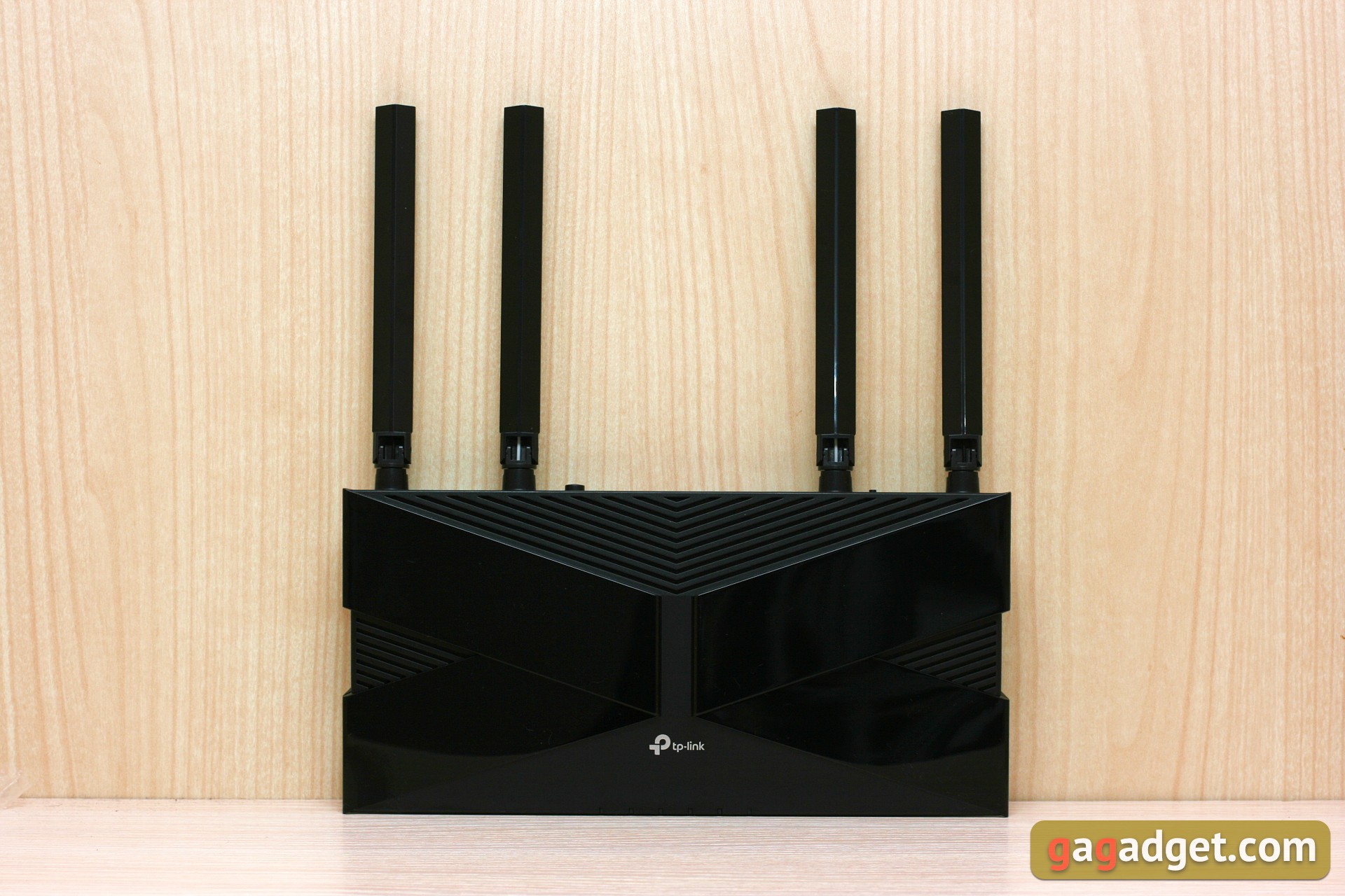 Tre gigabit in casa: un test del router 2022 TP-Link Archer AX53-69 Tre gigabit in casa: un test del router 2022 TP-Link Archer AX53-69