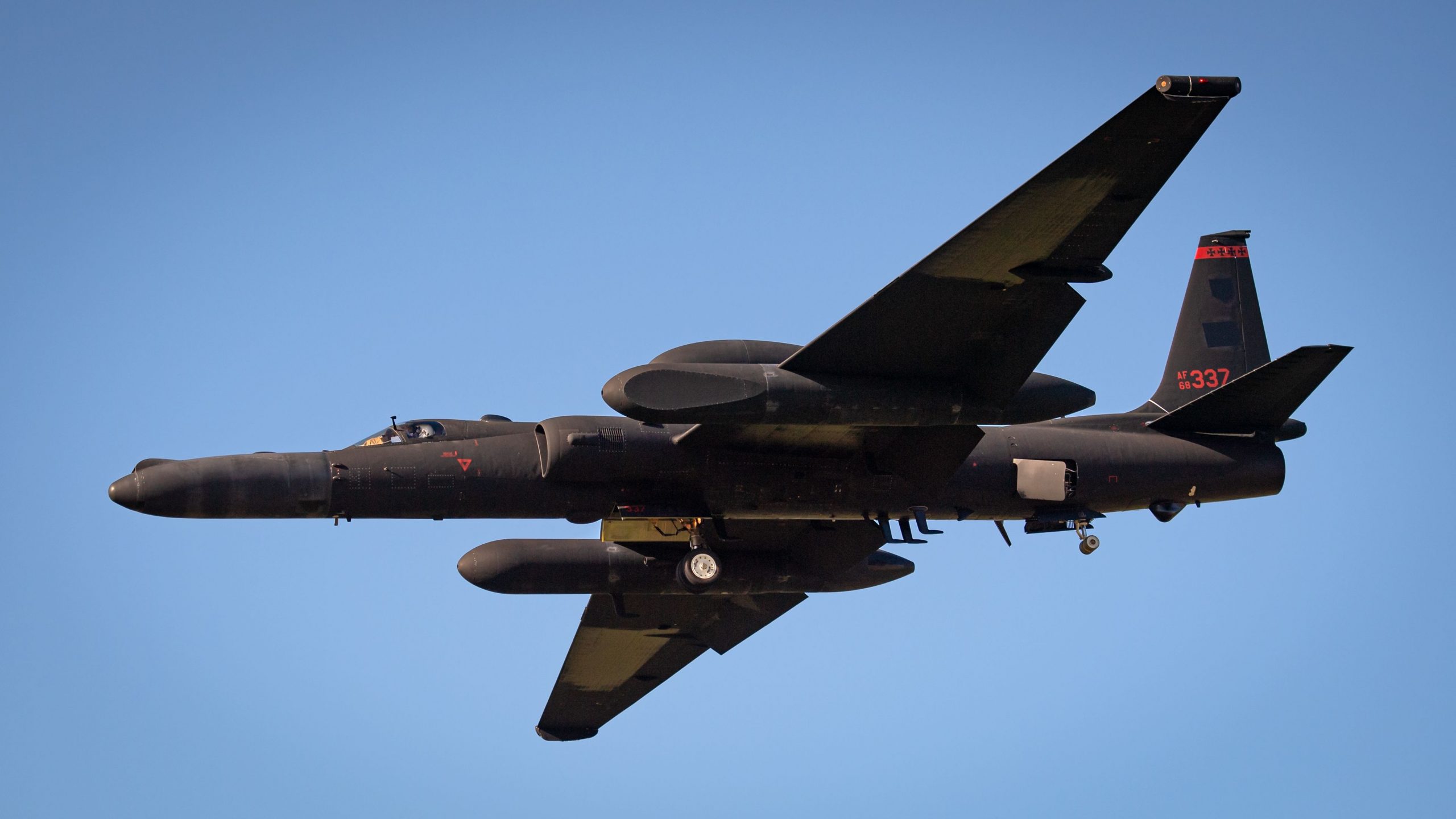 U-2 Dragon Lady. Illustrazione: Karol Prokopiuk