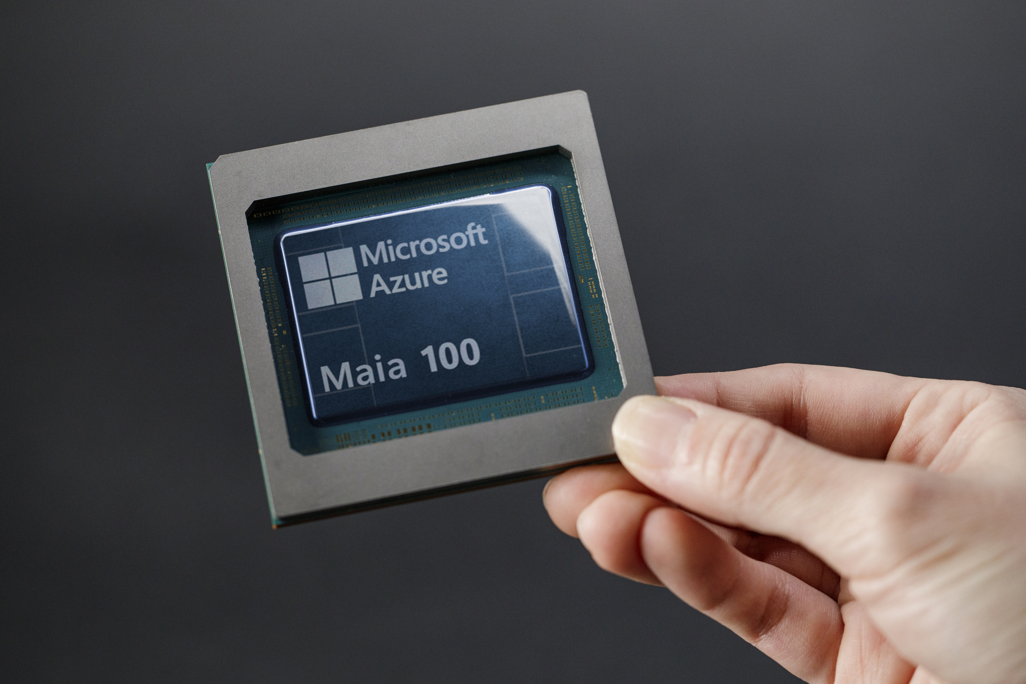 Microsoft presenta i propri chip di intelligenza artificiale per evitare la dipendenza da NVIDIA-3 Microsoft presenta i propri chip di intelligenza artificiale per evitare la dipendenza da NVIDIA-3