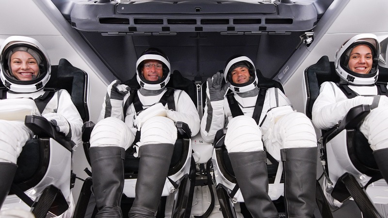 Il turismo spaziale sta diventando realtà: la missione Polaris Dawn ospiterà la prima passeggiata spaziale di un privato cittadino-3 Il turismo spaziale sta diventando realtà: la missione Polaris Dawn ospiterà la prima passeggiata spaziale di un privato cittadino-3