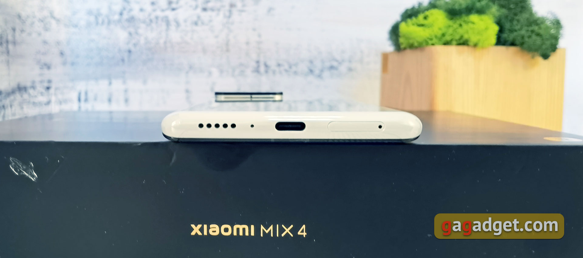 Xiaomi MIX 4 con i miei occhi: una fotocamera frontale sotto lo schermo che davvero non si vede-16 Xiaomi MIX 4 con i miei occhi: una fotocamera frontale sotto lo schermo che davvero non si vede-16