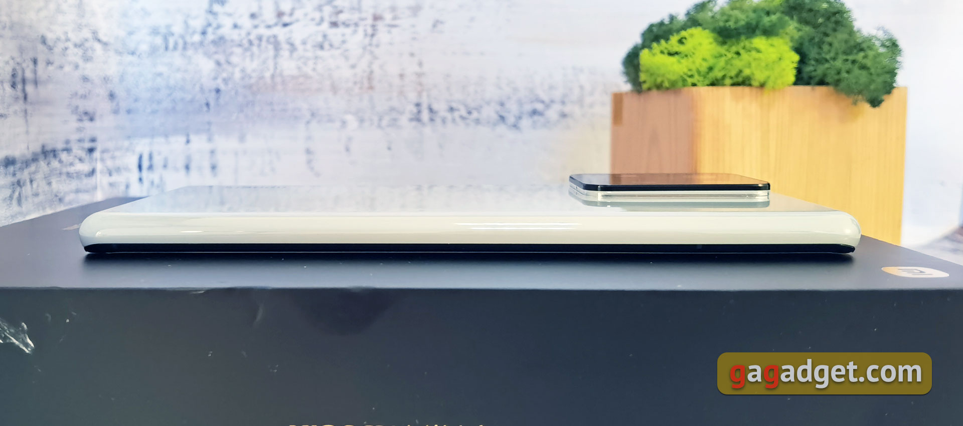 Xiaomi MIX 4 con i miei occhi: una fotocamera frontale sotto lo schermo che davvero non si vede-17 Xiaomi MIX 4 con i miei occhi: una fotocamera frontale sotto lo schermo che davvero non si vede-17