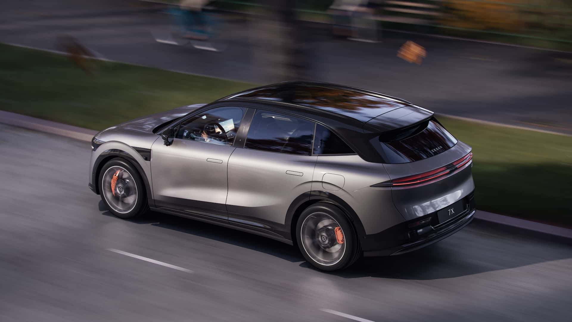 Crossover Zeekr 7X con carrozzeria in uno dei quattro colori disponibili