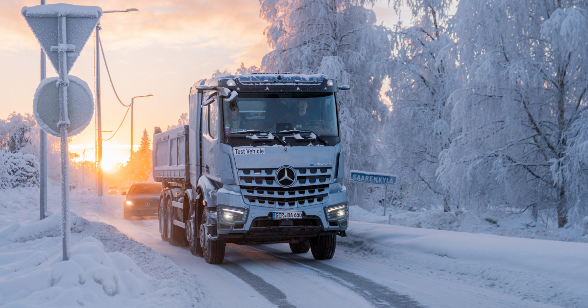 Mercedes-Benz eArocs 400 durante il collaudo invernale