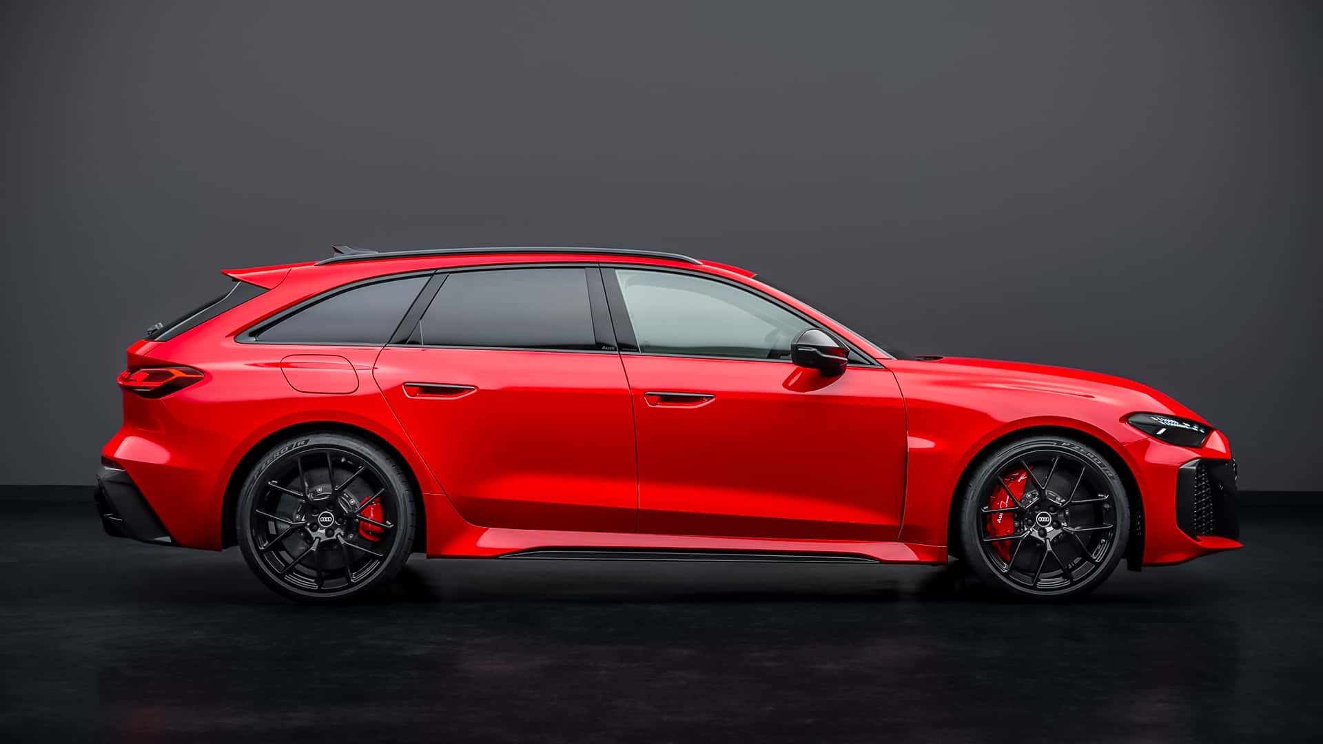 Audi RS5 Avant 2026 vista posteriore