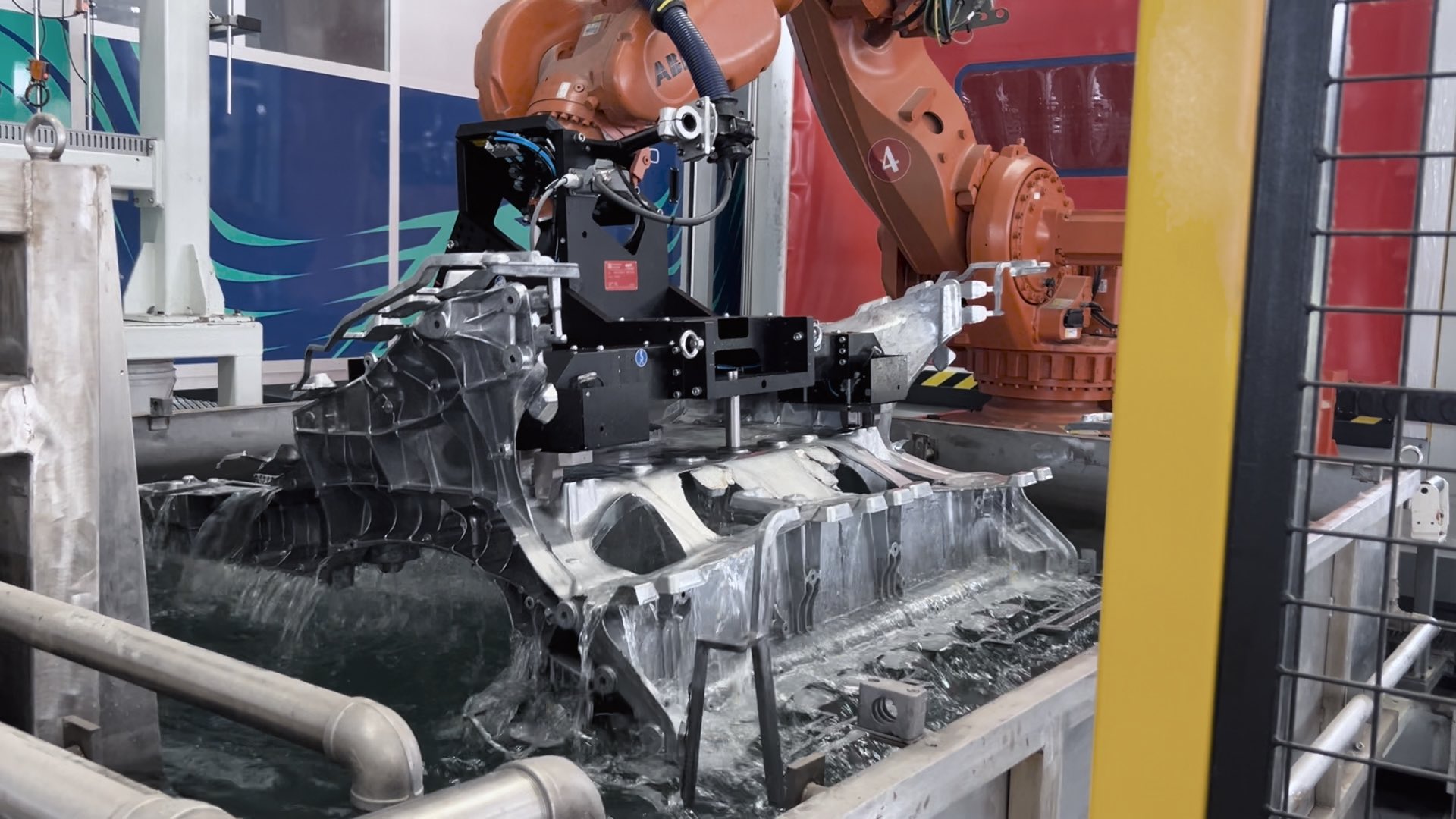 Foto del processo di produzione Ford UEV