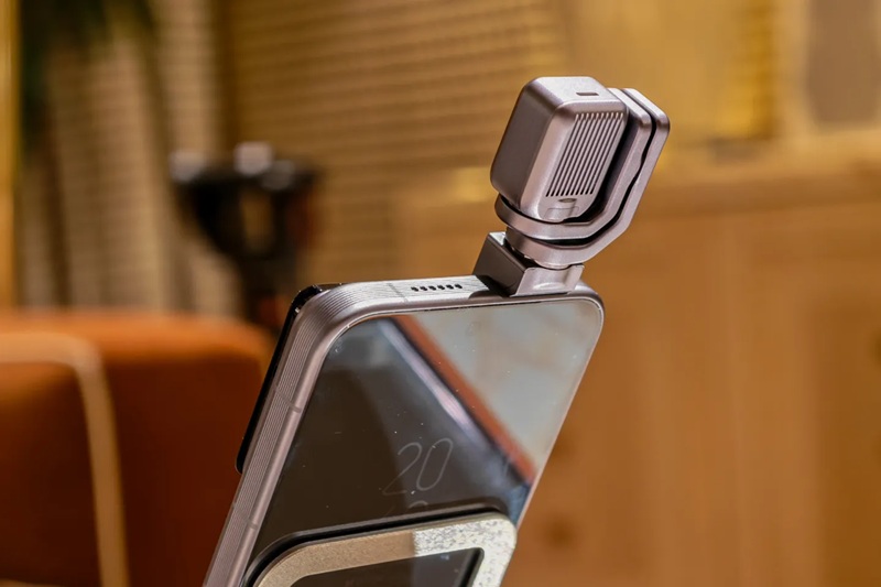 Caratteristiche uniche del Honor Robot Phone al CES 2026