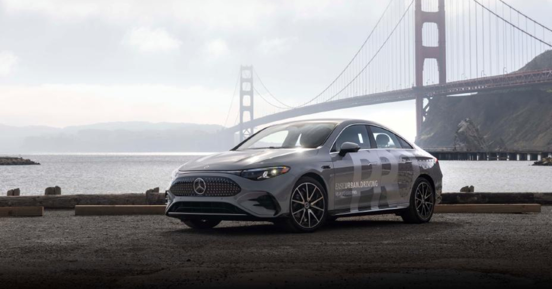 La nuova Mercedes-Benz CLA a San Francisco. Foto: Mercedes-Benz