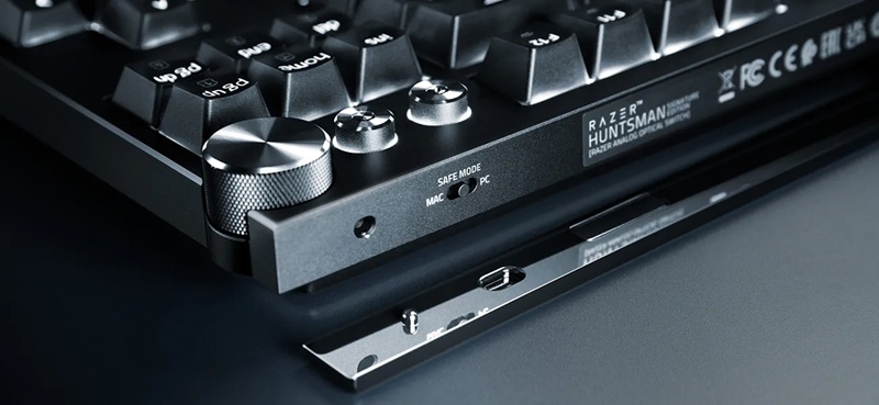 Razer Huntsman Signature Edition Immagine Principale 3